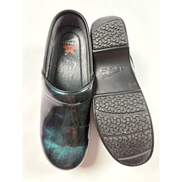 Dansko XP Clogs Women’s Size 40 | Iridescent Galaxy Patent Leather Slip-Ons - Picture 4 of 4